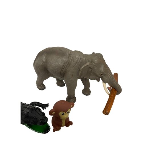 Set Of 8 Assorted Wild Animal Figurines Plastic Toy Set - Picture 15 of 16